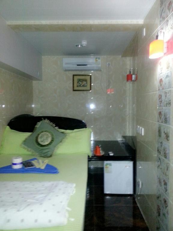 Dutch Hostel Hongkong Buitenkant foto